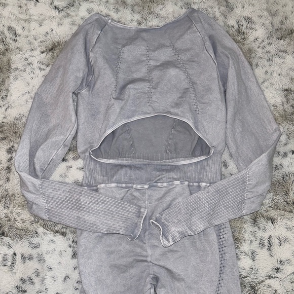 🆕 NWOT Free People Movement | Good Karma Long Sleeve Onesie | Ice Grey - Picture 13 of 16